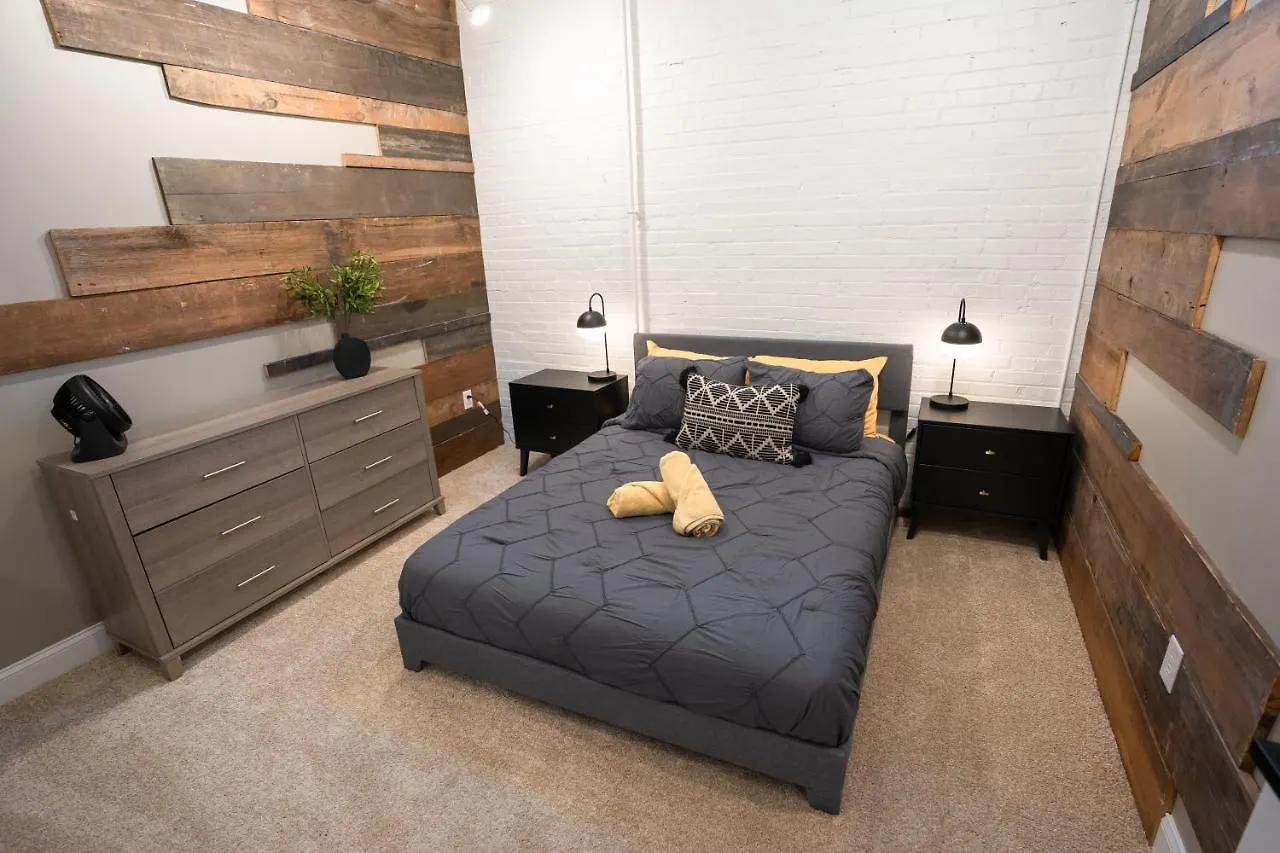Сasa de vacaciones Villa Sleeps18 9Beds 7Br 4Ba Swepson Estate Louisville